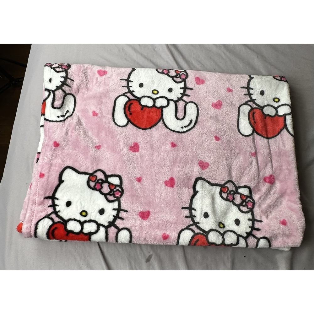 Hello Kitty Christmas &Valentines Throw Blanket Bundle Set of 6 Sanrio Pink Teal - Picture 7 of 16